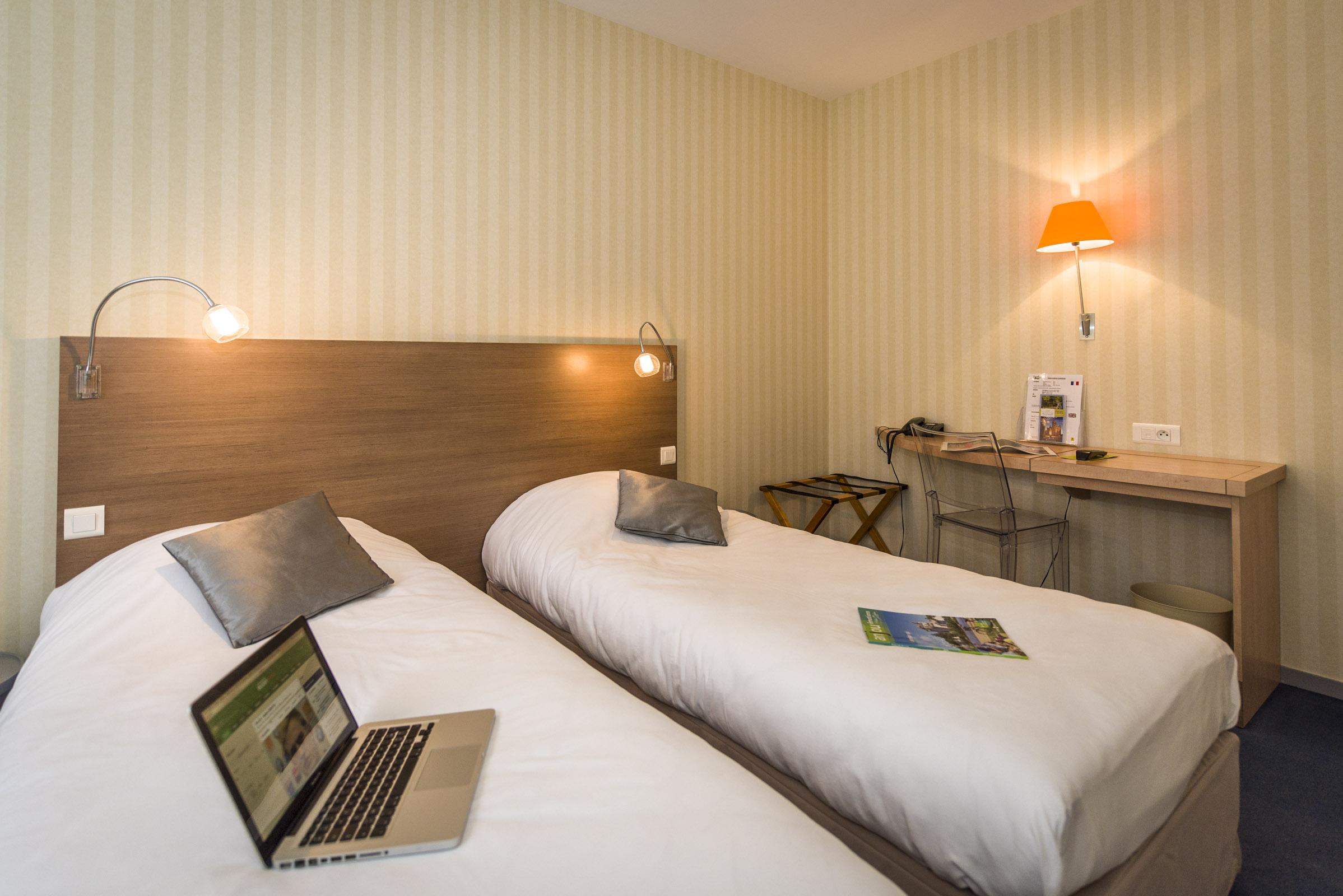 Hotel Mileade Le Domaine De La Blairie - Saumur Saint-Martin-de-la-Place Luaran gambar