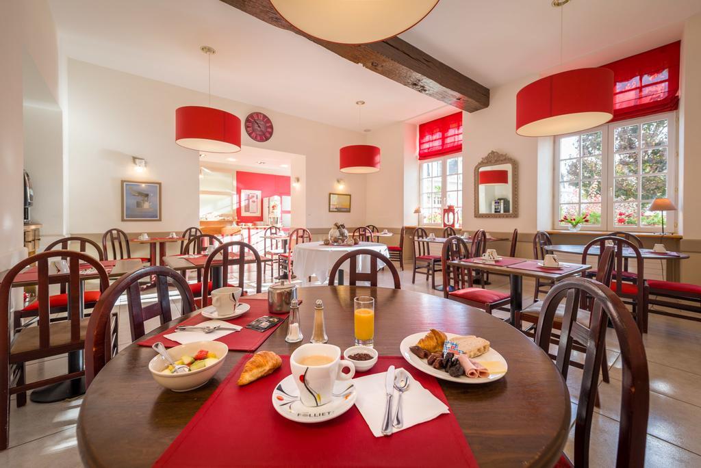 Hotel Mileade Le Domaine De La Blairie - Saumur Saint-Martin-de-la-Place Luaran gambar