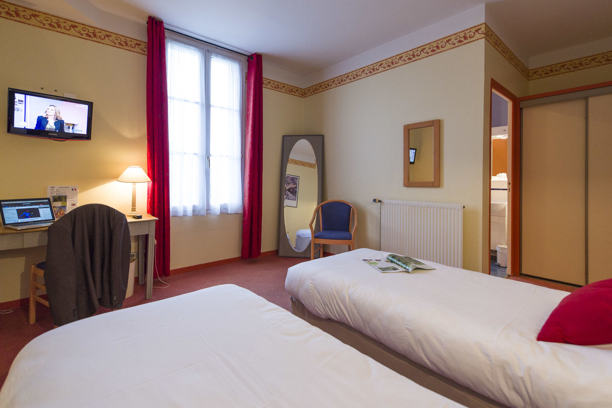 Hotel Mileade Le Domaine De La Blairie - Saumur Saint-Martin-de-la-Place Luaran gambar