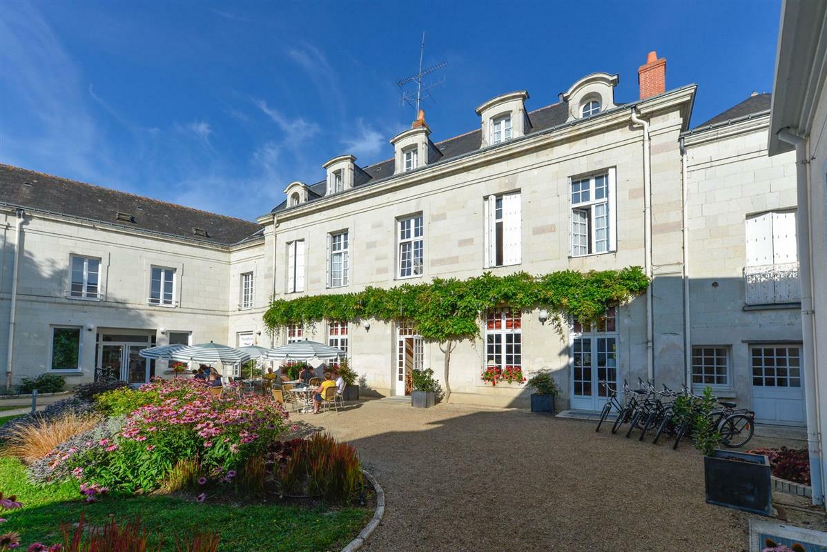 Hotel Mileade Le Domaine De La Blairie - Saumur Saint-Martin-de-la-Place Luaran gambar